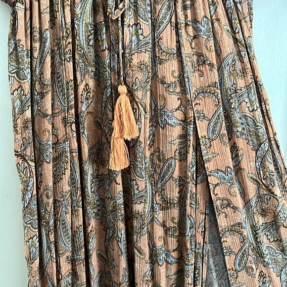 From Three Bird Nest - Picture 5 of 6